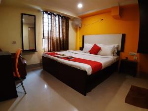 Hotel Akash Inn,Tiruvallur>>Chennai,2 star