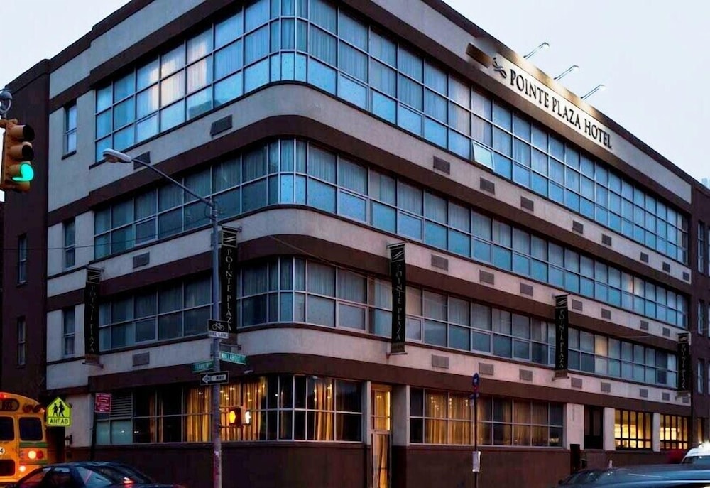 pointe plaza hotel adults only