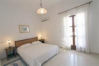 makris beach hotel
