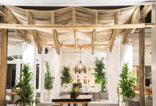 makris beach hotel
