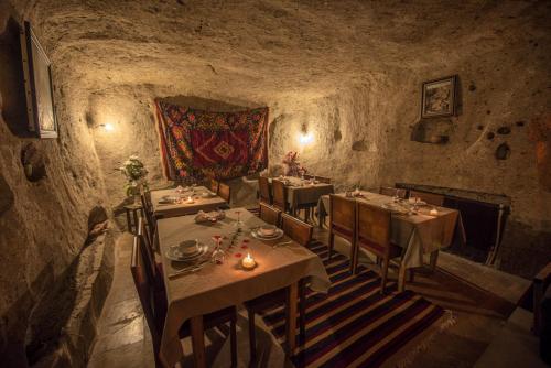 cappadocia antique gelveri cave hotel