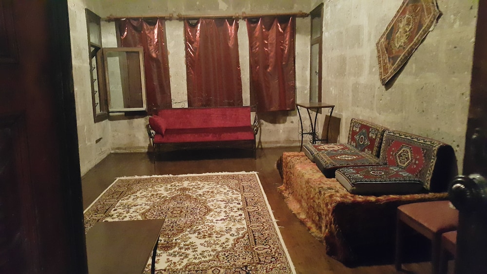 cappadocia antique gelveri cave hotel