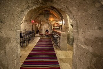 cappadocia antique gelveri cave hotel