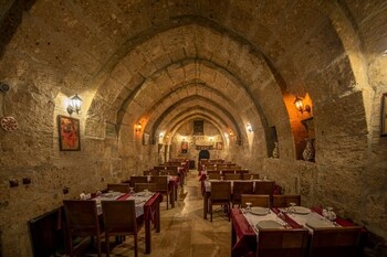 cappadocia antique gelveri cave hotel