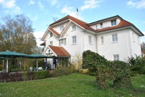Parkhotel Neustadt,Neustadt>>Neuruppin,3 star