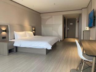 hanting hotel weifang railway station