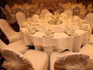 detroit metro airport marriott