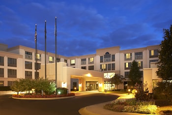detroit metro airport marriott