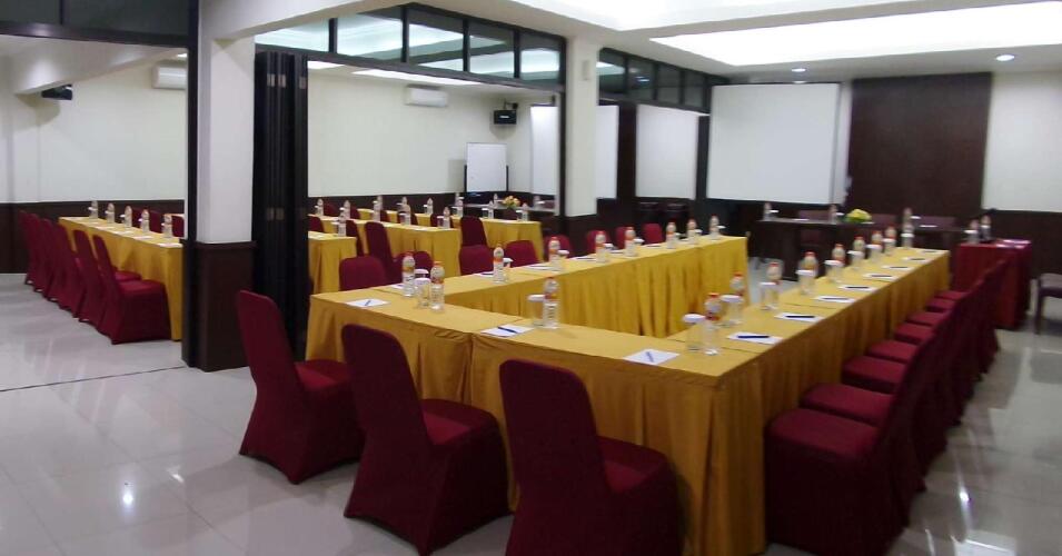 sarila hotel solo