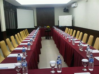 sarila hotel solo
