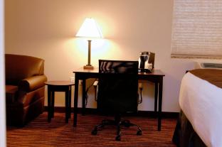 cobblestone inn and suites fort madison