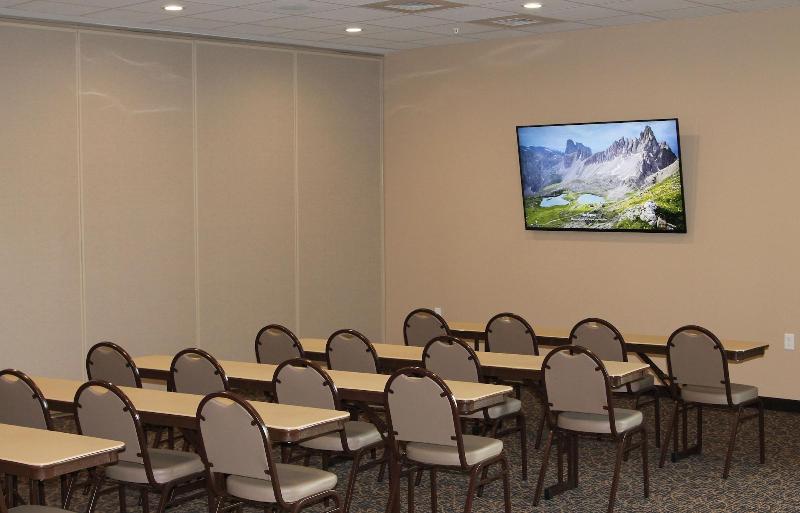 Cobblestone Inn & Suites - Fort Madison,Des Moines County>>Burlington,3 star