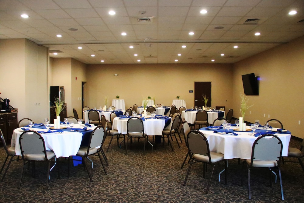 cobblestone inn and suites fort madison