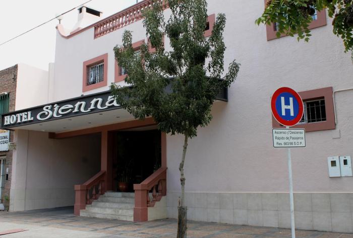hotel sienna