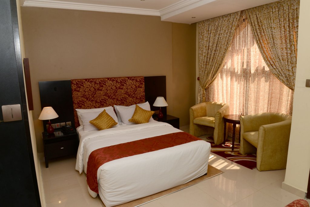 De Best Prime Hotel Resort,Near Nigerian National Mosque,4 star