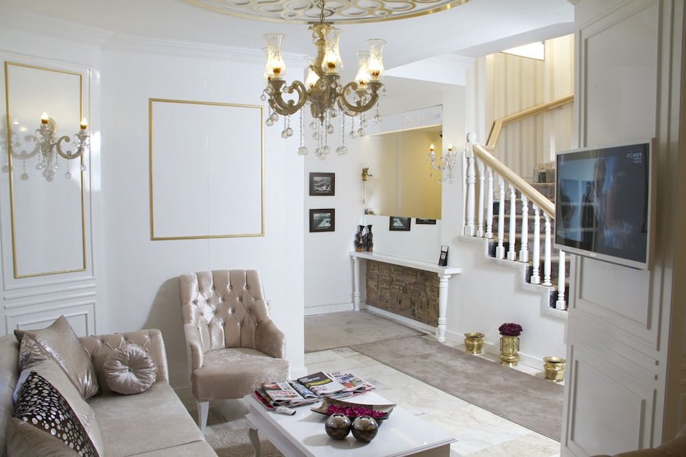 ozkavak hotel kaleici