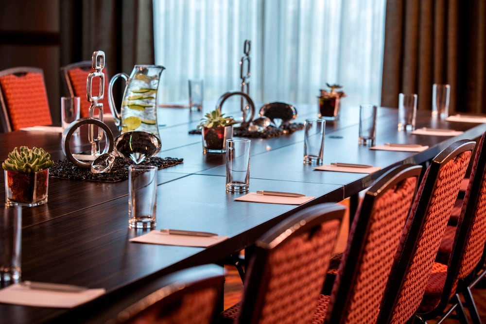 renaissance boulder flatiron hotel