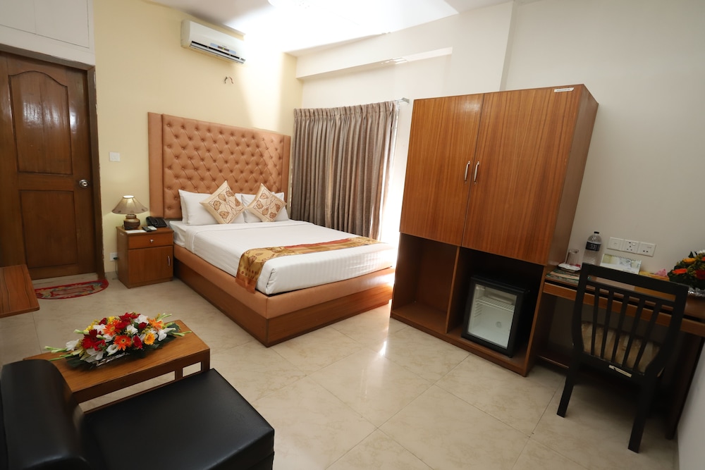 hotel dhaka golden inn