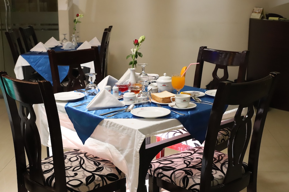 hotel dhaka golden inn