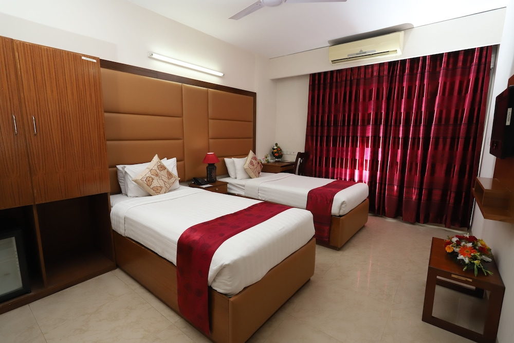 hotel dhaka golden inn