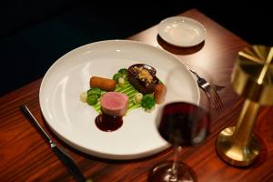 infinity hotel and conference resort munich