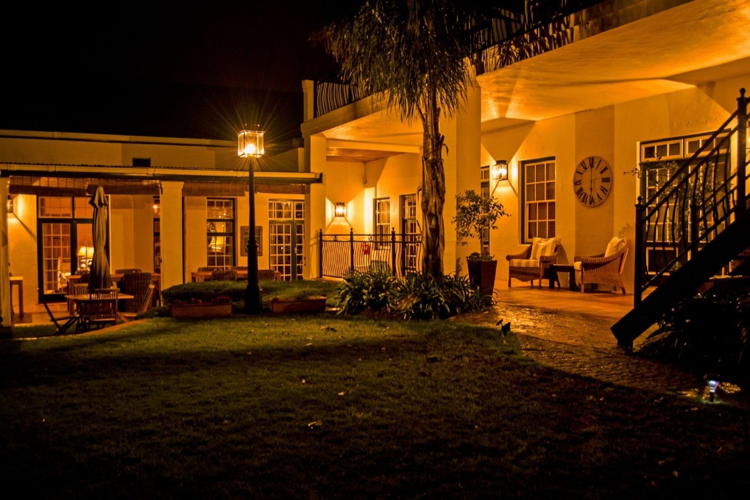 avondrood guest house