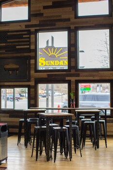 sundance motel