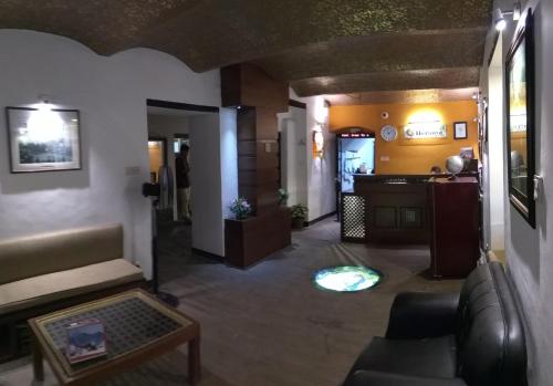 hotel heranya