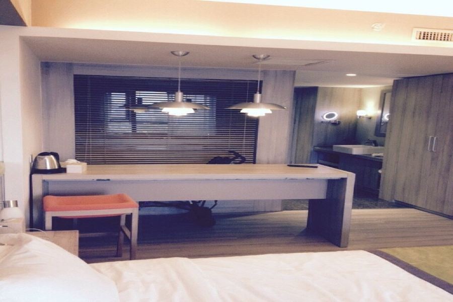 atour s hotel south gate xian