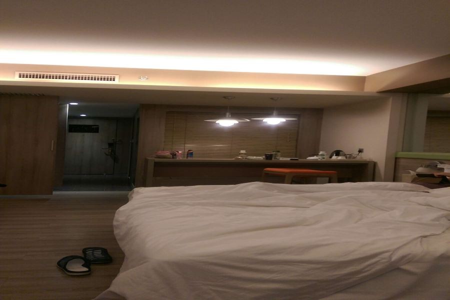 atour s hotel south gate xian