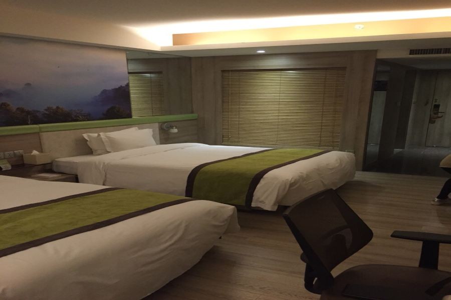 atour s hotel south gate xian