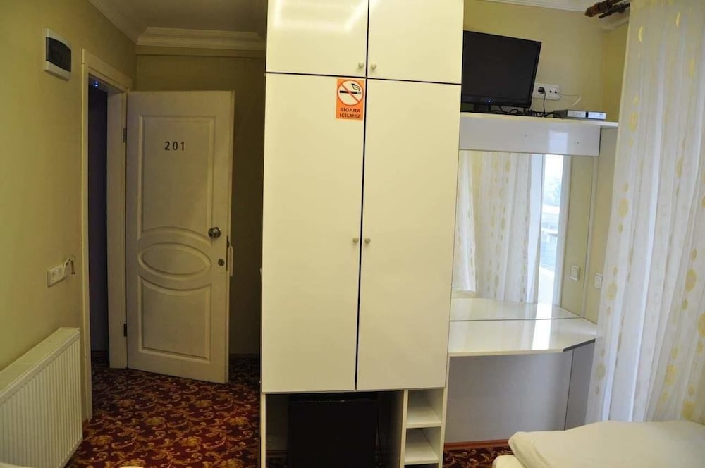 sakran hotel