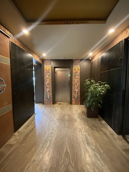 Khamsum Inn,Thimphu>>Paro,3 star