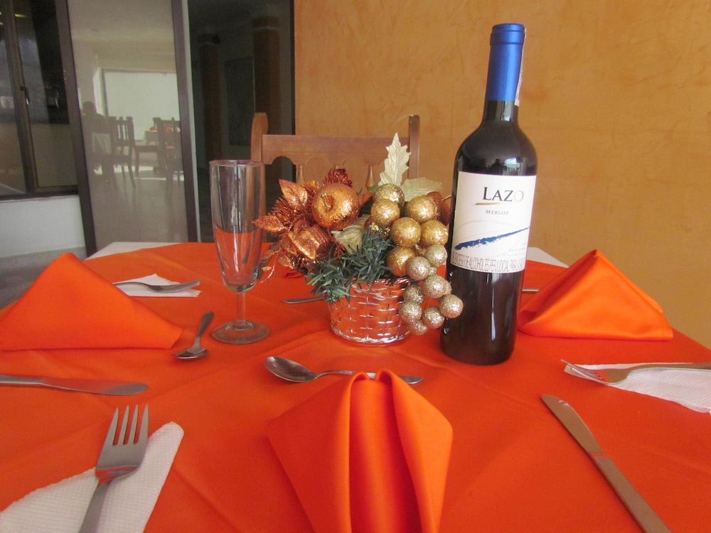 hotel dinastia real neiva