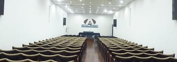hotel adrazi