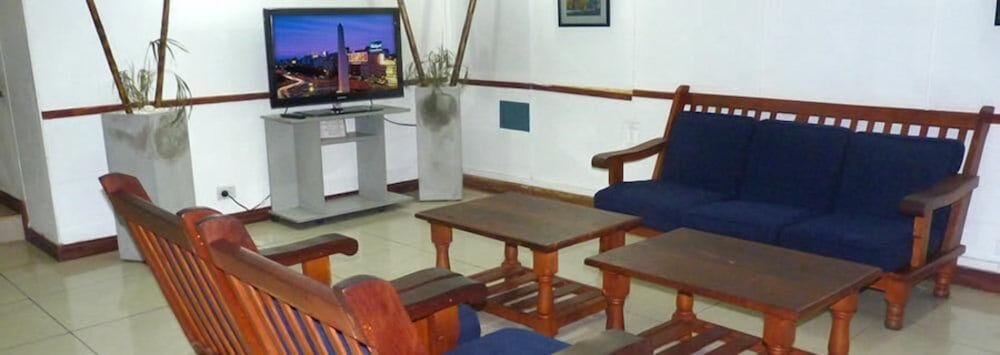 hotel adrazi