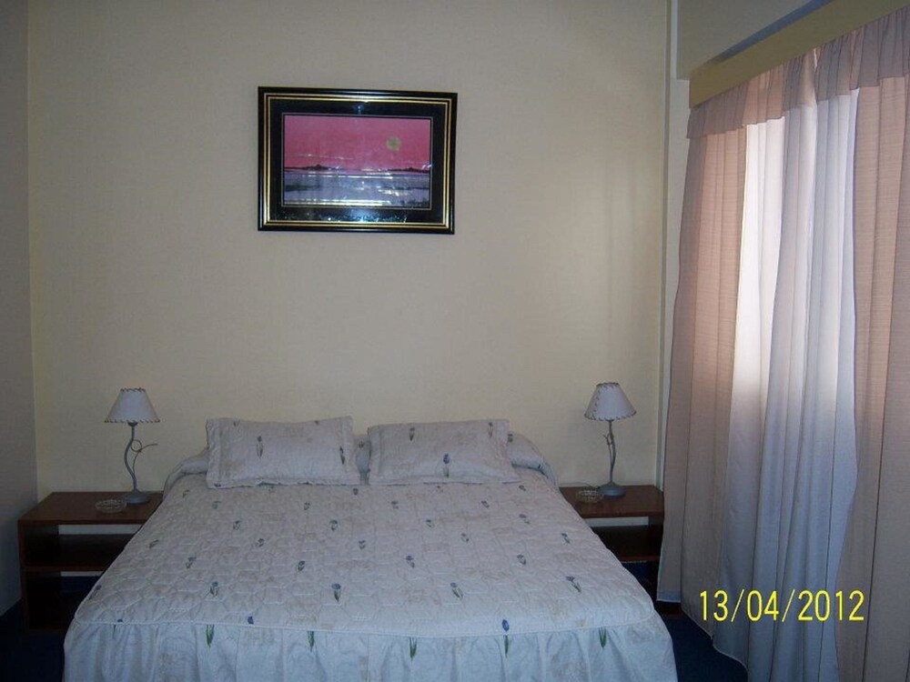 hotel adrazi