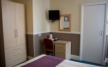 At Caledonia,Isle Of Man>>Douglas,3 star
