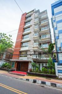 Hotel La Villa Western,Near Baridhara Central Mosque,3 star