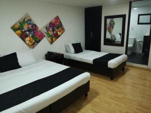 Hotel Santiago Plaza,Calle 24 C # 43 - 10,3 star