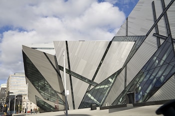 chelsea hotel toronto