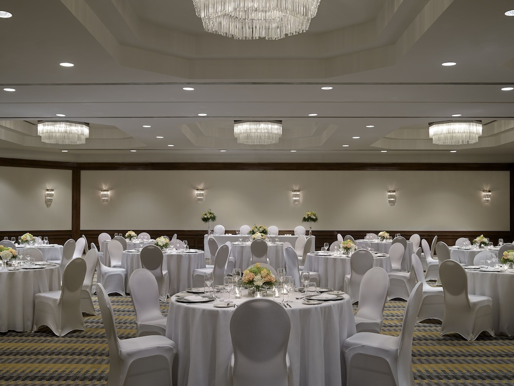 chelsea hotel toronto