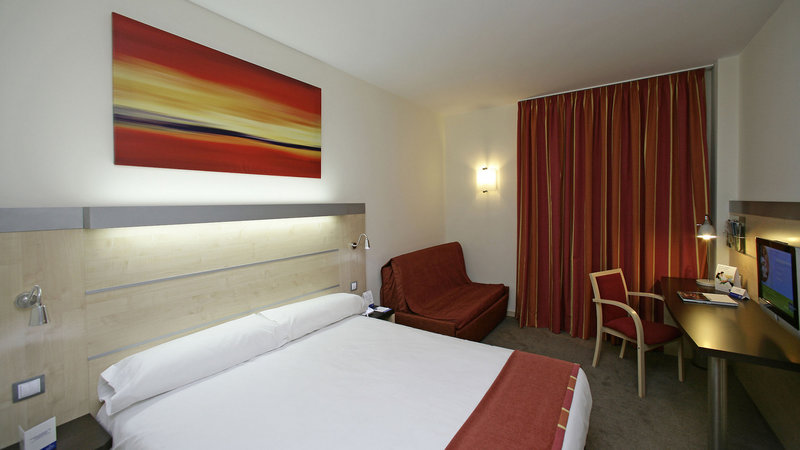 bandb hotel madrid aeropuerto t1 t2 t3