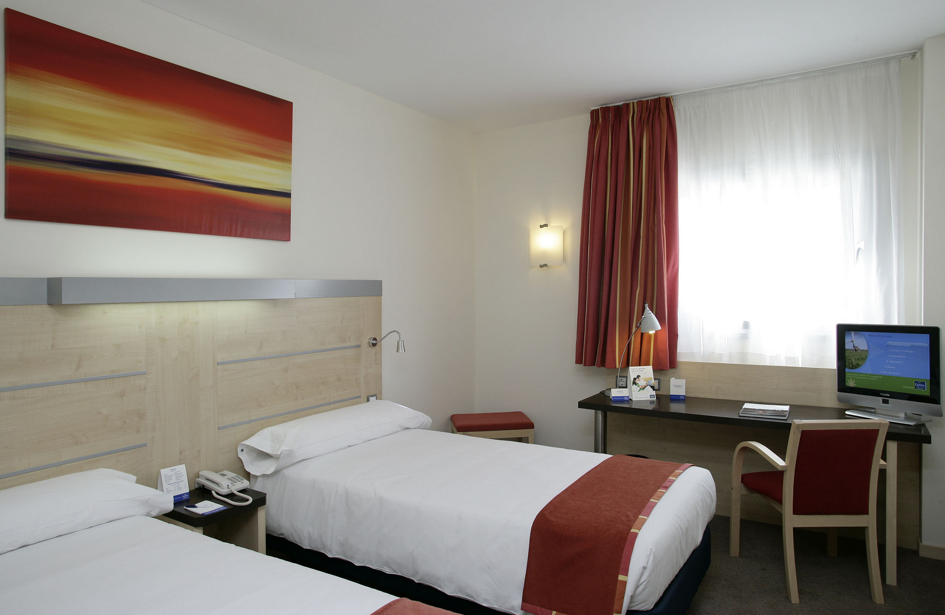 bandb hotel madrid aeropuerto t1 t2 t3
