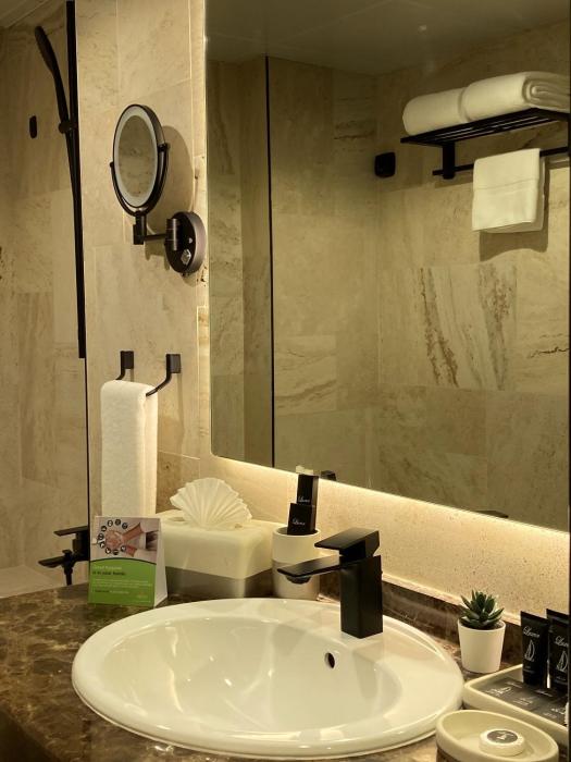 la quinta by wyndham dubai jumeirah