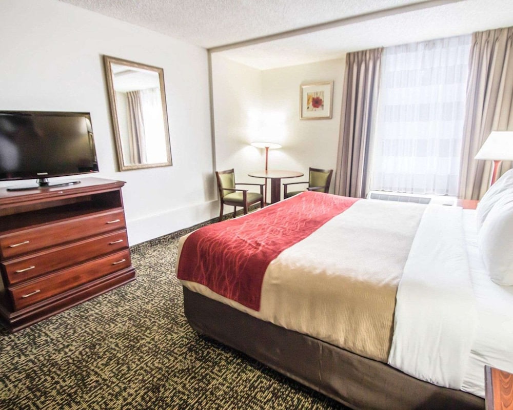 quality inn and suites winter park village area