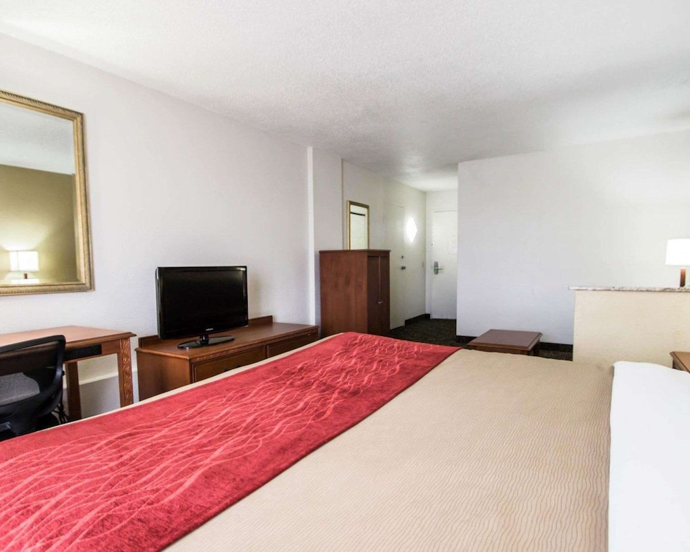 quality inn and suites winter park village area