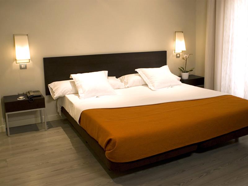 suites viena plaza de espana