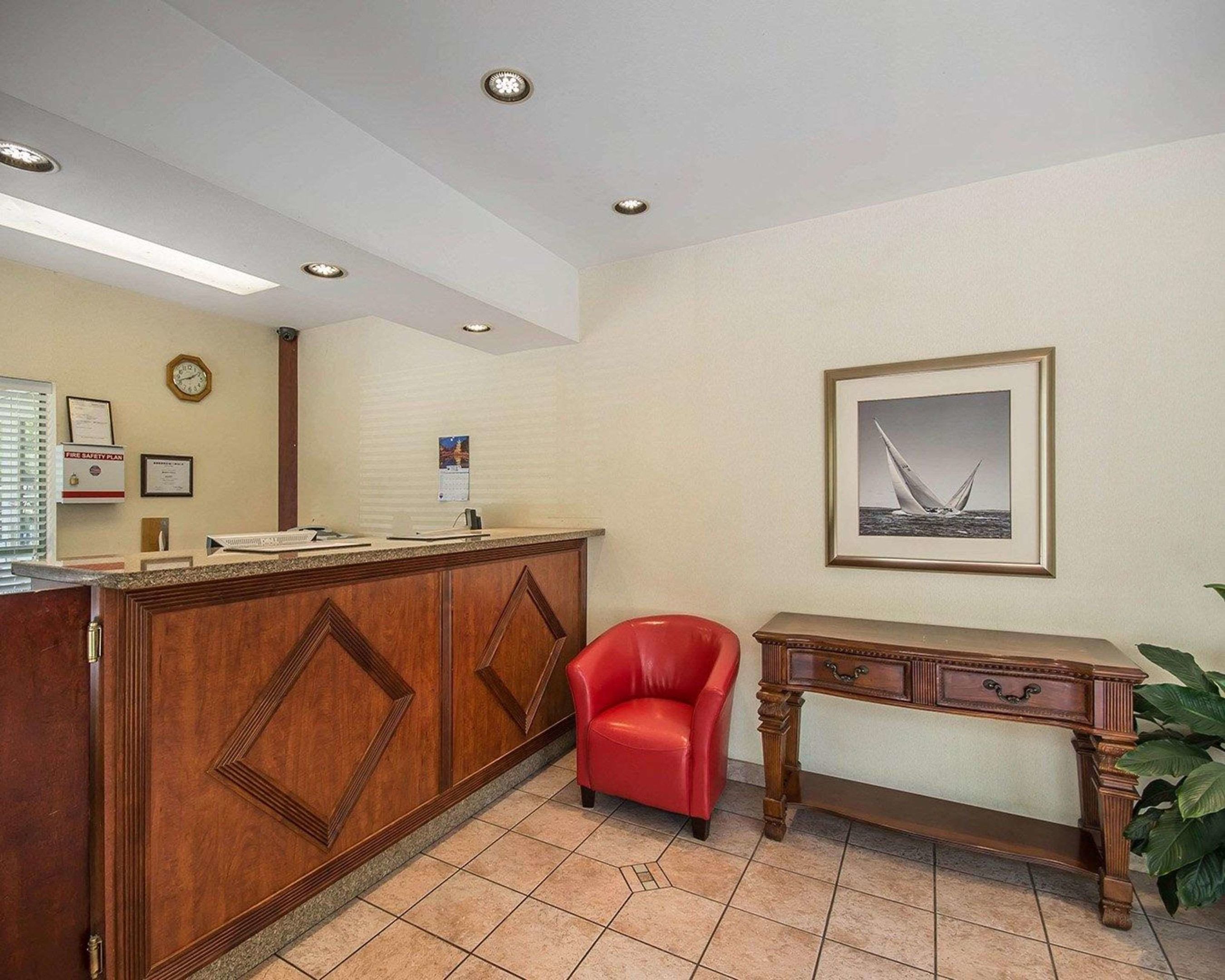 motel 6 surrey