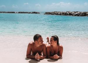 Avila Beach Hotel,Parera>>Curacao,4 star
